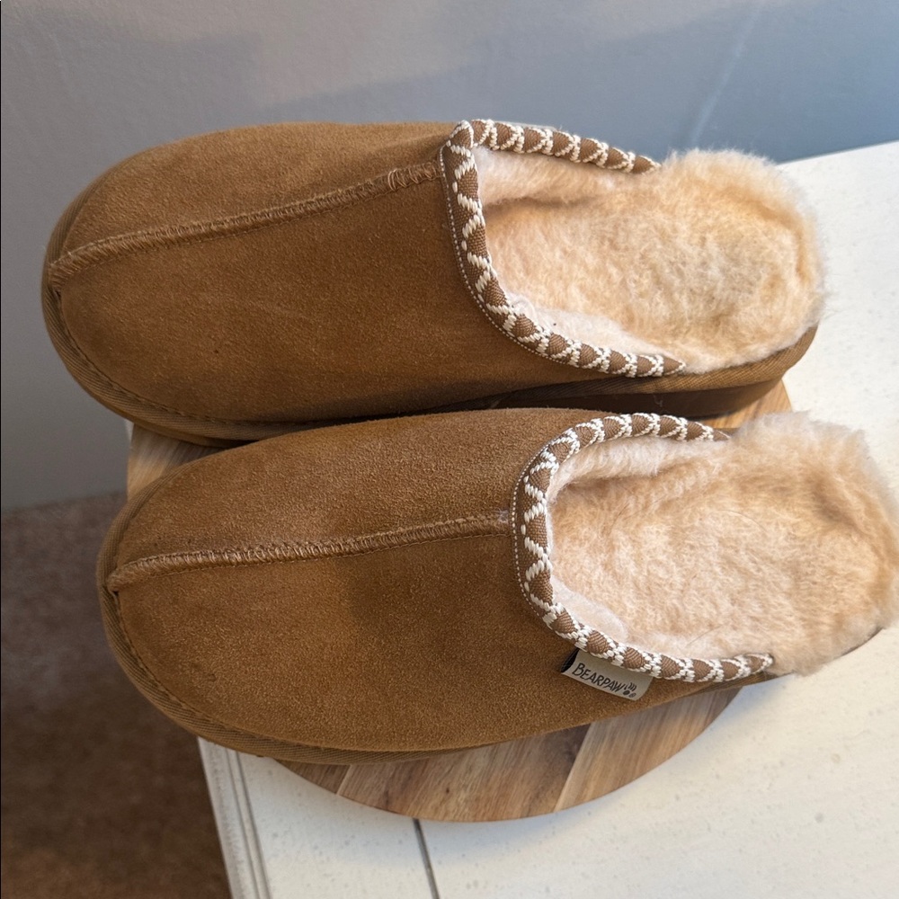 BearPaw Tan Suede Slippers - Picture 4 of 7